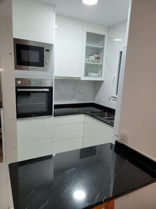 Apartamento Bajo Con Terraza Y Piscina Torrevieja Bagian luar foto