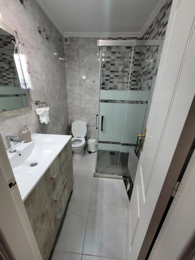 Apartamento Bajo Con Terraza Y Piscina Torrevieja Bagian luar foto