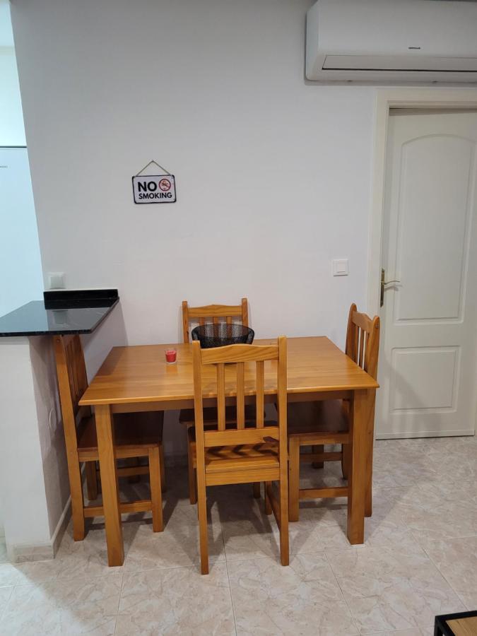 Apartamento Bajo Con Terraza Y Piscina Torrevieja Bagian luar foto